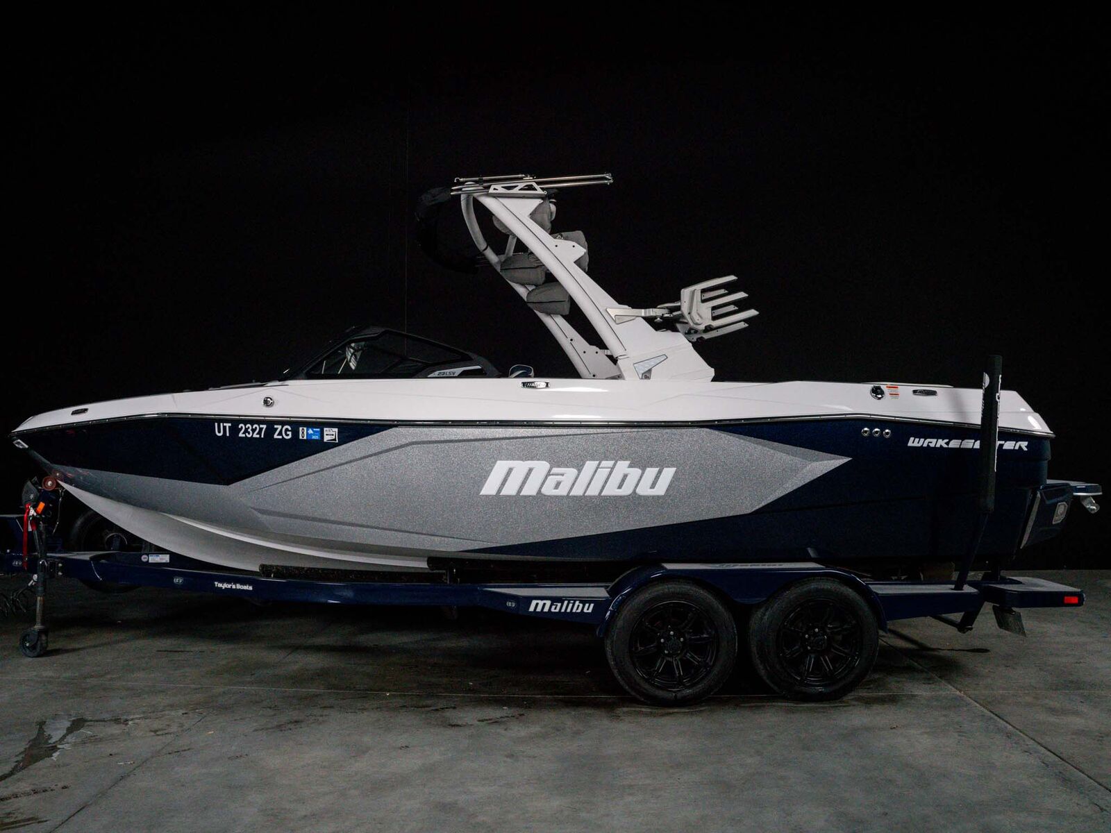 2024 Malibu 23LSV