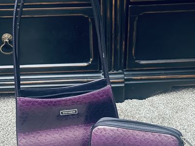 Vittorio Purple Croc Embossed Shoulder Bag & Matching Pouch - UsedGood