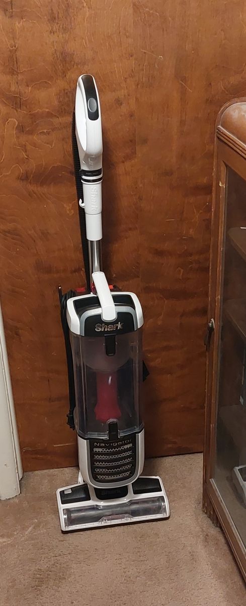 Shark Navigator NV250 Swivel Pro Vacuum