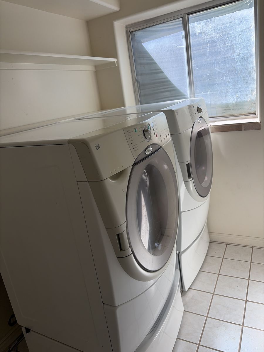 Washer & Dryer