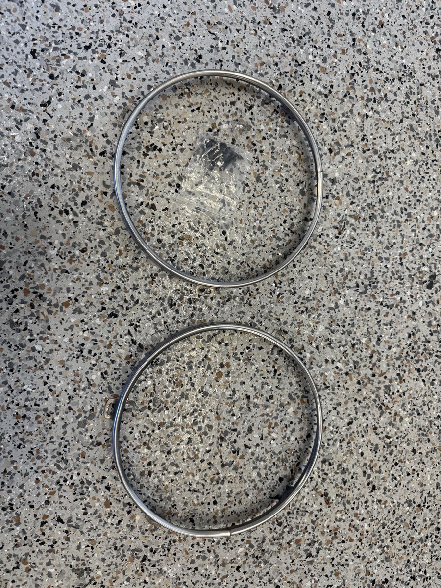 Headlight Mounting Ring 97-06 Jeep Wrangler TJ