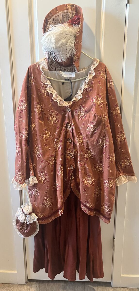 Prairie Pioneer Costume – Plus Size – Jacket, Skirt, Bonnet & Bag – Boutique Label