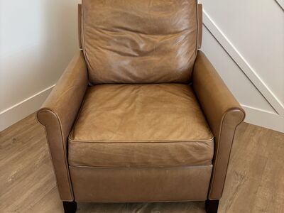 Pottery Barn Tyler Roll Arm Leather Recliner - Churchfield Camel - Beautiful Patina!