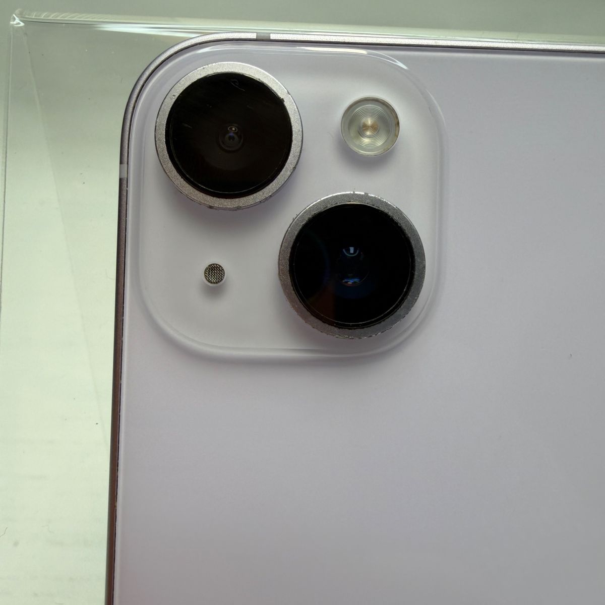 Main image 3