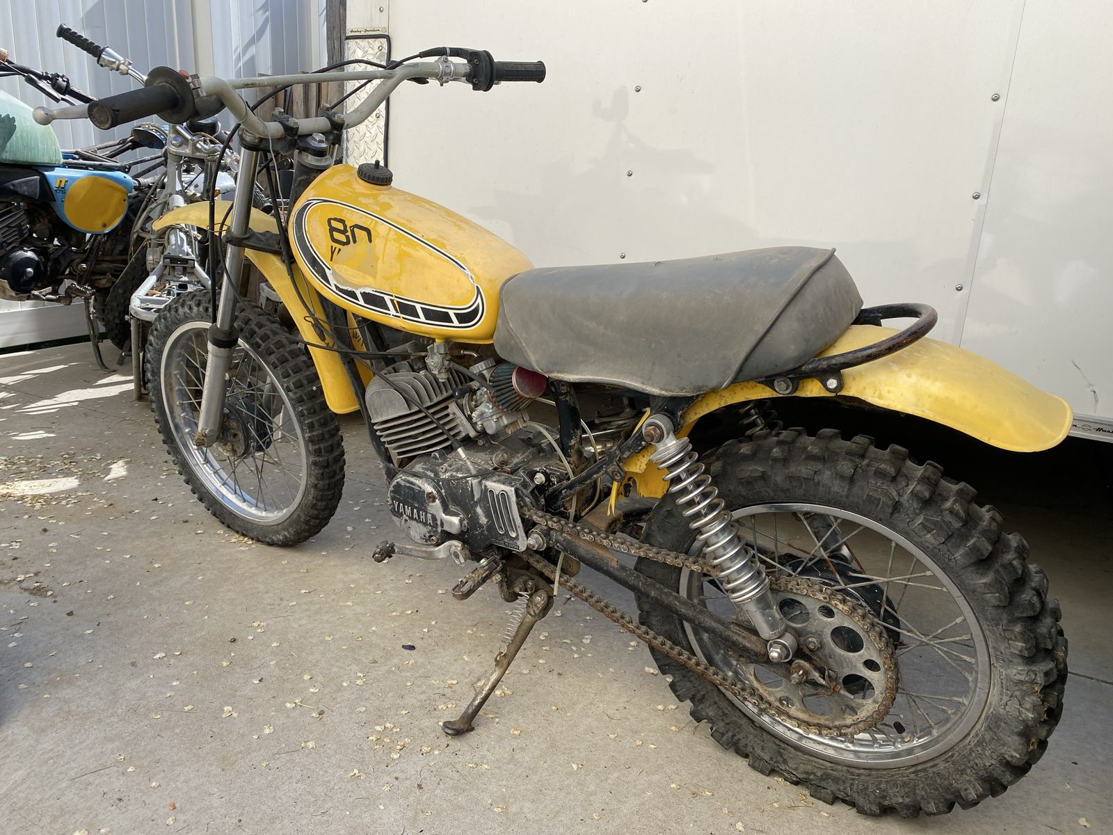 Vintage Yamaha Dirt Bike 80cc - Yellow Off-Road Motorcycle for Restoration/Parts