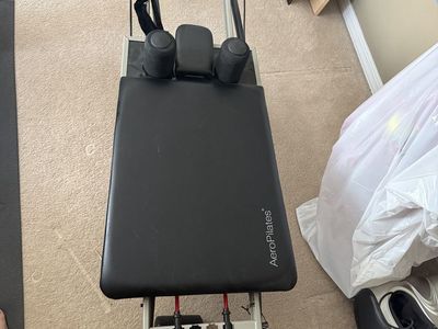 Pilates reformer - AeroPilates model 55-4700B