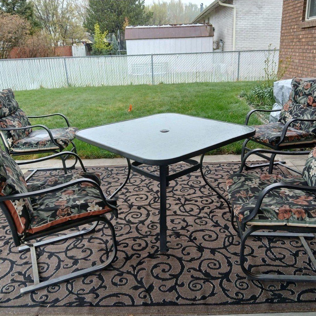 Patio Set