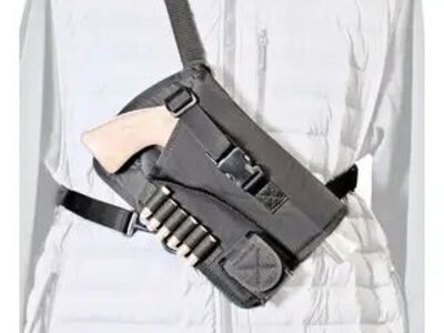 DeSantis Yukon Revolver Hunting Chest Rig Holster