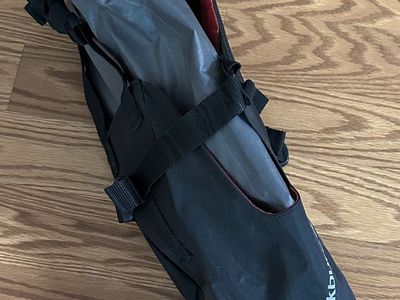 Bicycle / scooter belongings holder