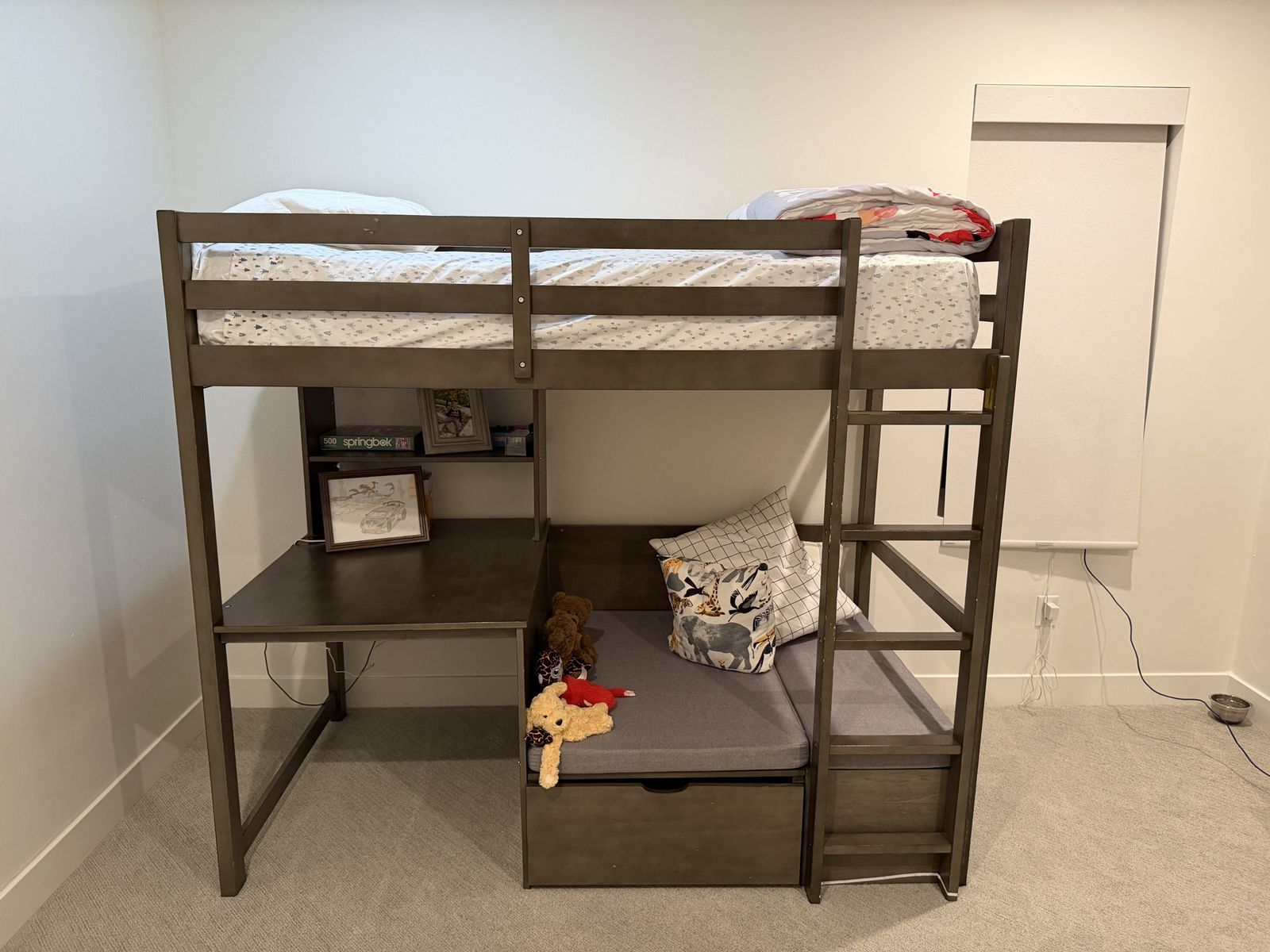 Twin Bunk/Desk +mattress