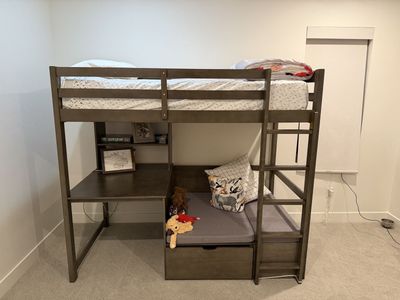 Twin Bunk/Desk +mattress