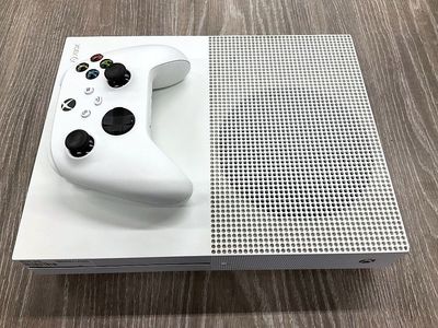 XBOX ONE S - 500GB - CONTROLLER AS-IS