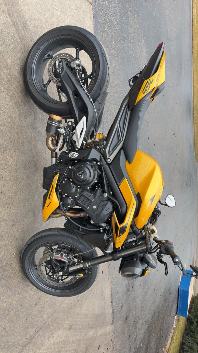 2024 triumph 765rs