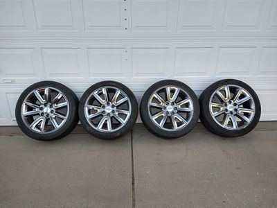 Set of Chevrolet-branded SUV wheels and tires (22X9JX24)