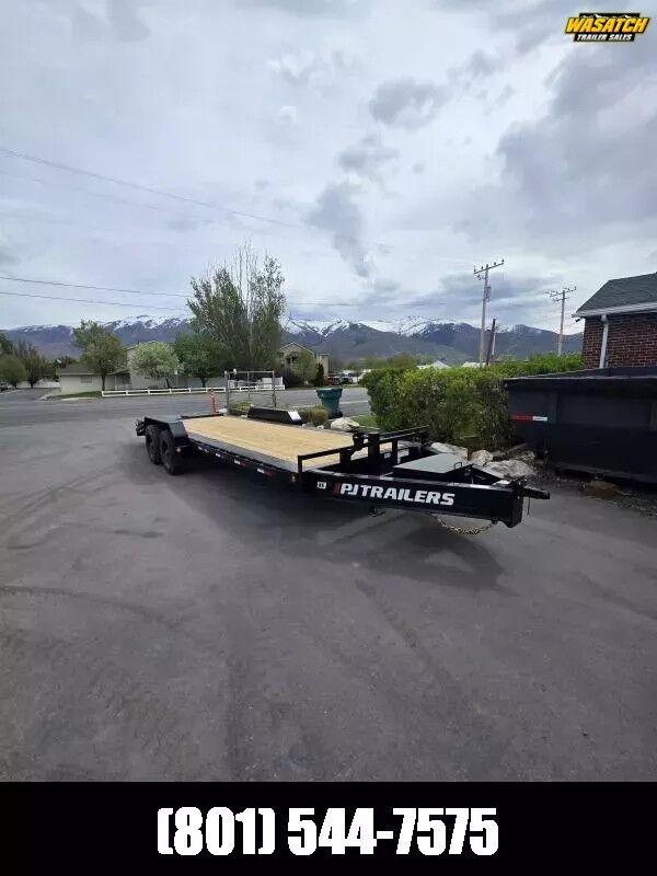 2025 PJ Trailers 24' H5 Equipment WHD Flatbed Trailer