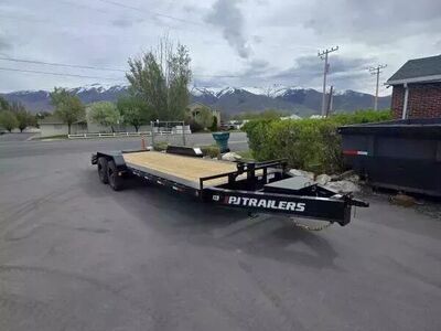 2025 PJ Trailers 24' H5 Equipment WHD Flatbed Trailer