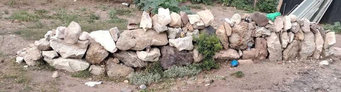 Assorted Landscape Rocks - Retaining Wall Garden Edging Fillers