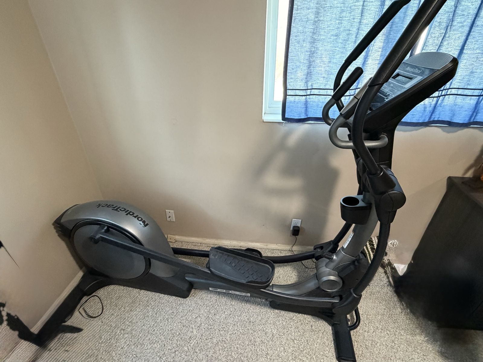 Nordic Track Elliptical E 5.9