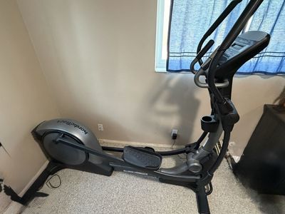 Nordic Track Elliptical E 5.9