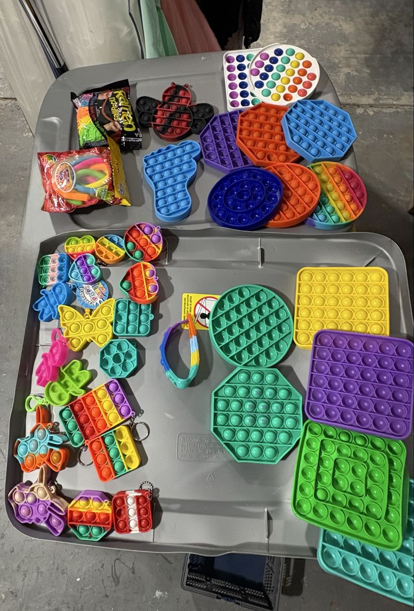 Large Lot Assorted Pop-Its Fidget Toys & Keychains - Over 30 Pieces in Various Shapes/Colors