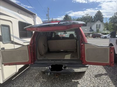 2005 Ford Excursion XLT