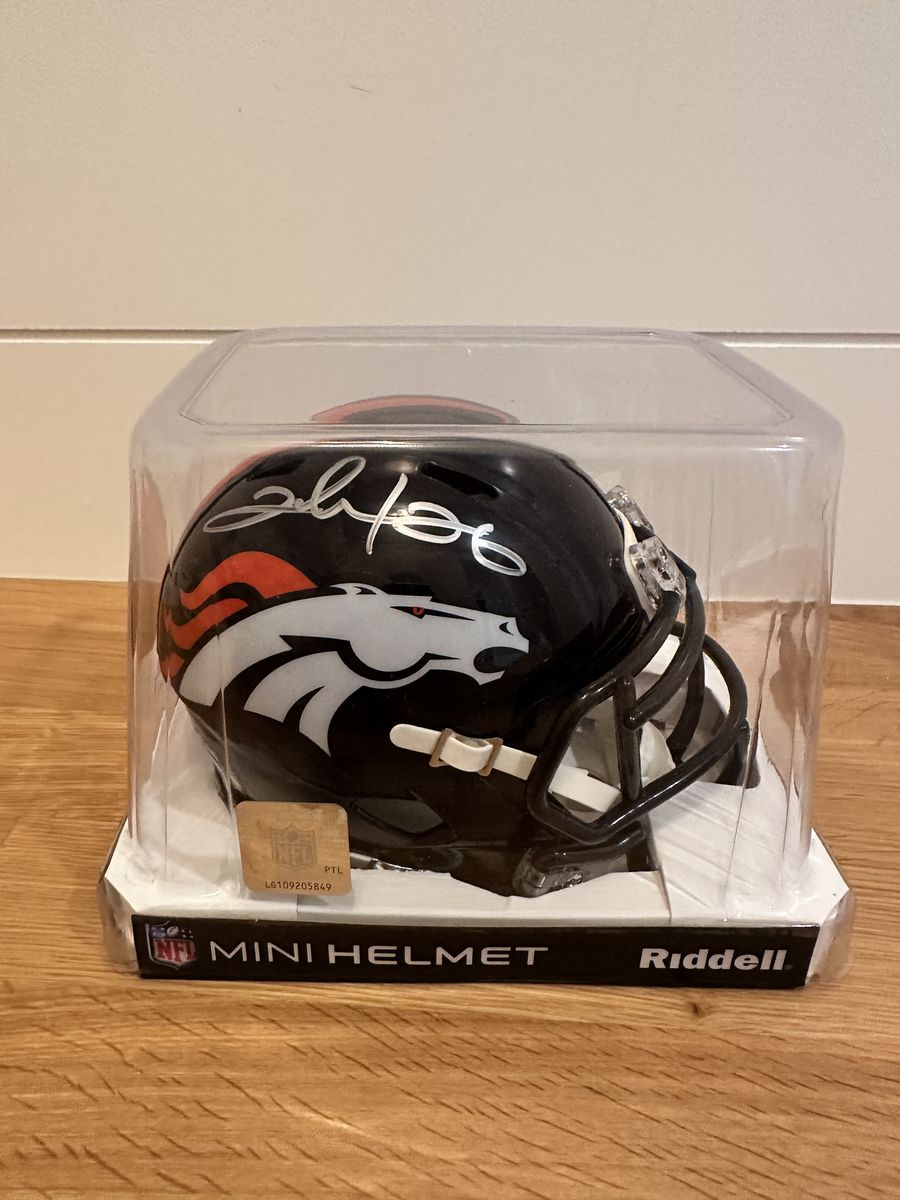 Clinton Portis Signed Denver Broncos Mini Helmet – Leaf Witnessed