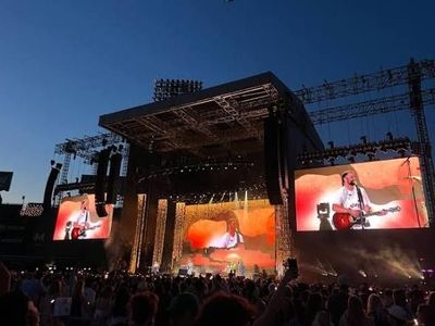 4 Noah Kahan Tickets