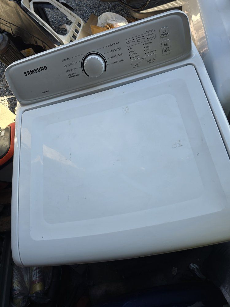 Samsung Washer and Dryer Set White Model WA40A3005AW / DVE41A3000W