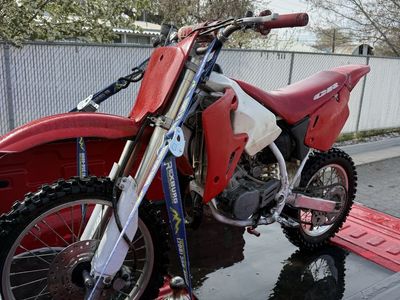 2001 CR 80