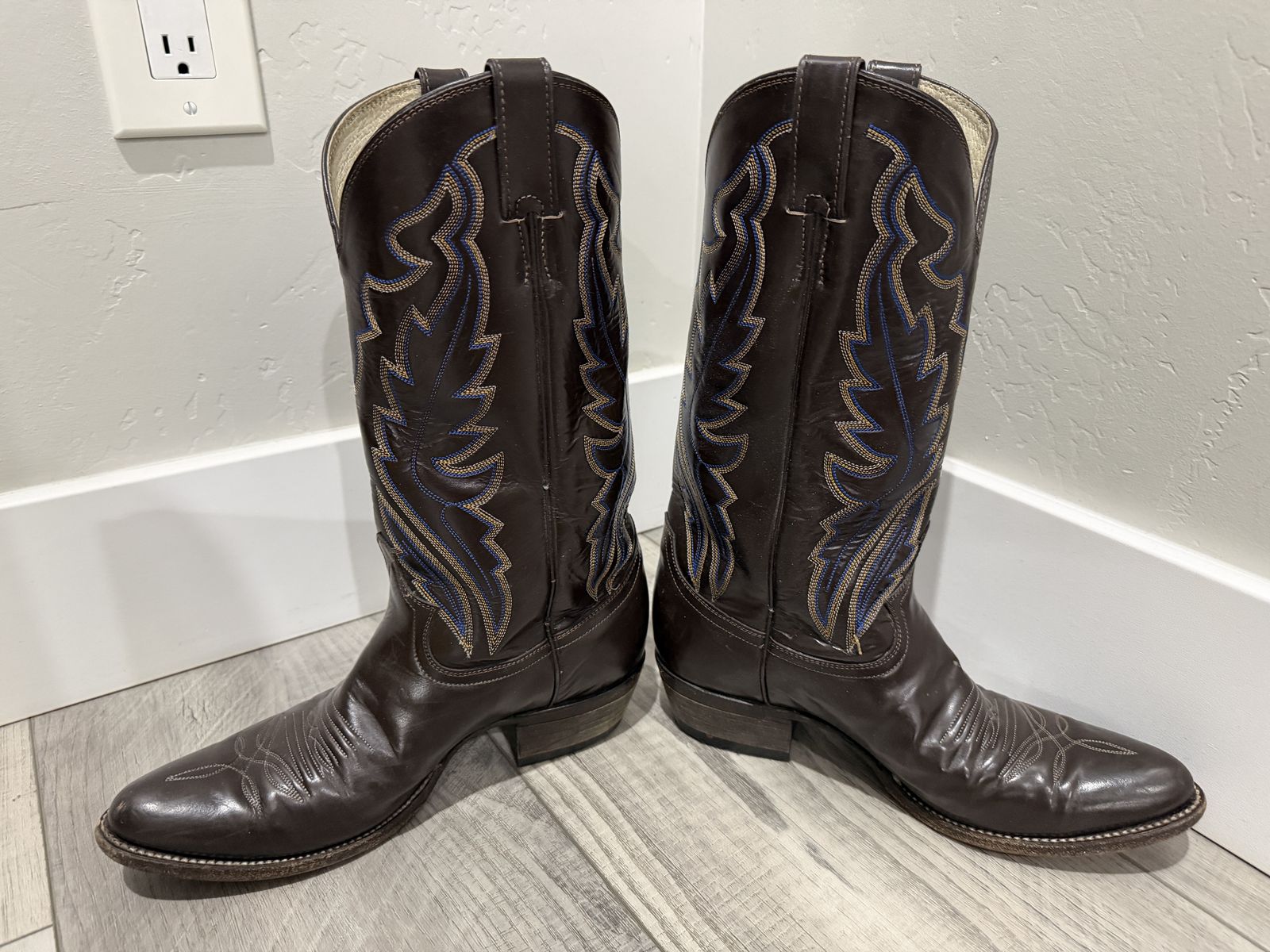 Justin Diamond J Men's Brown Spanish Calf Western Boots - Size 9EE - Excellent Condition