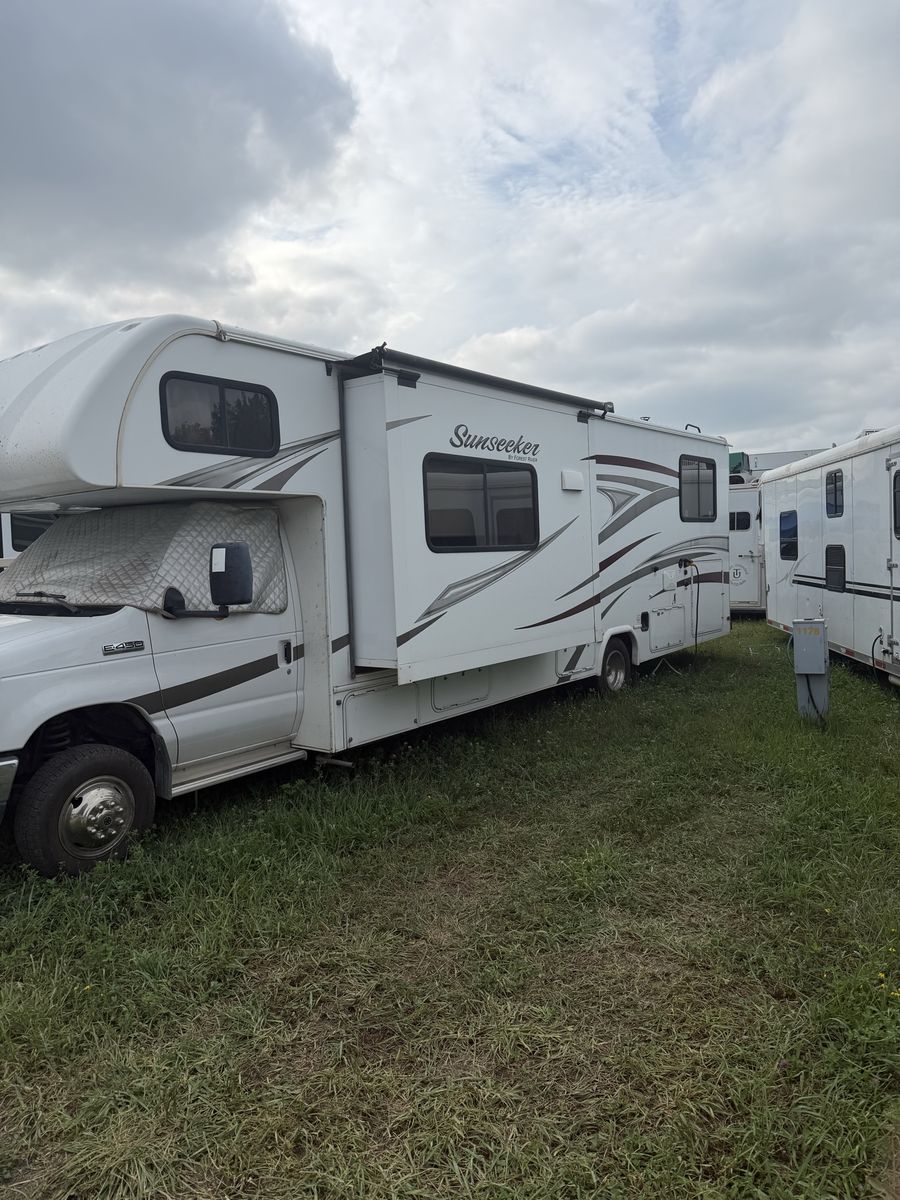 Class C Motorhome 2017 Forest River Sunseeker 3170DS