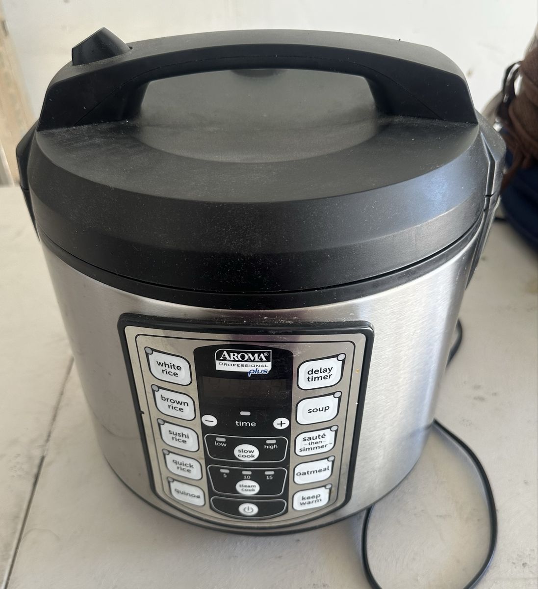 AROMA Digital Rice Cooker