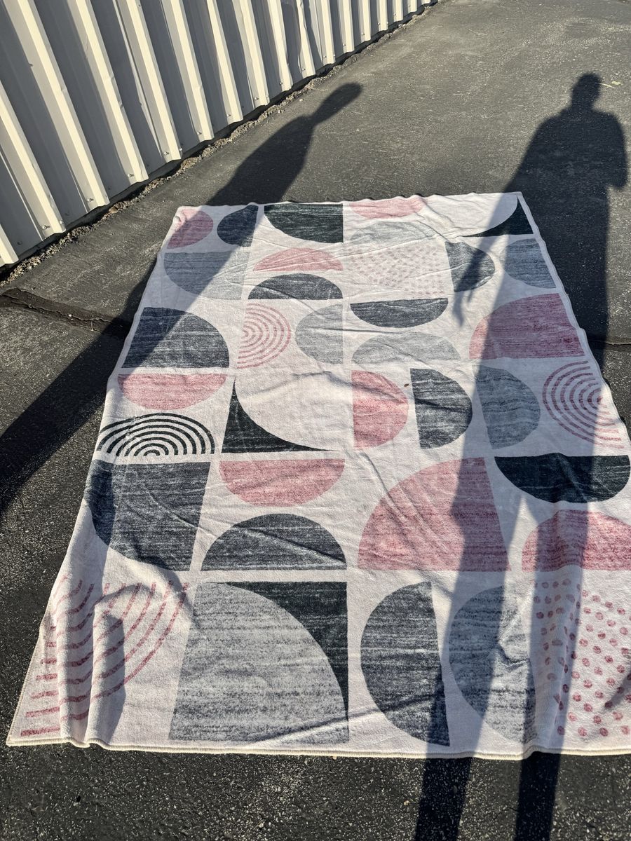 Pink Area rug