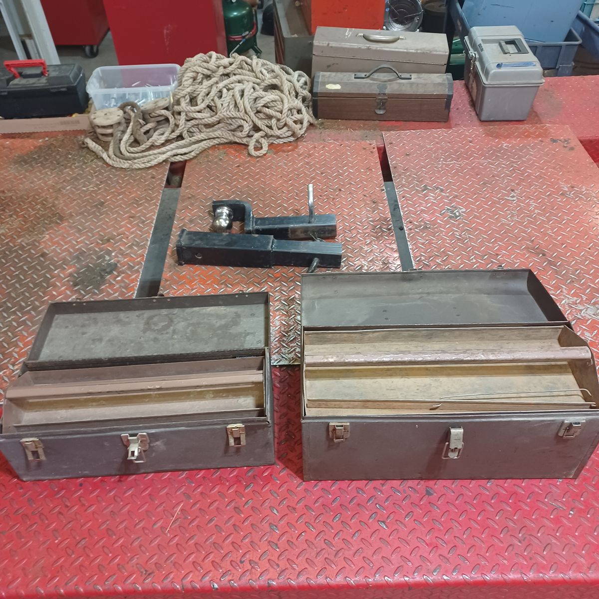 Main image 6