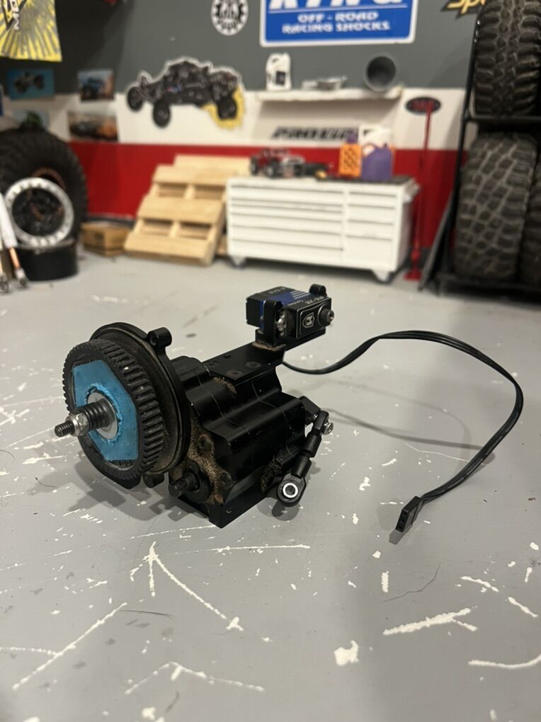 SSD Metal Two Speed Trans With Servo