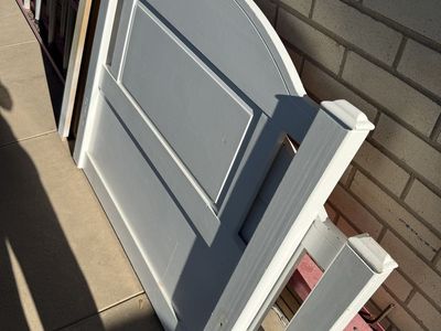 Free! Twin White Woodeen Headboard and Footboot with slats and platform