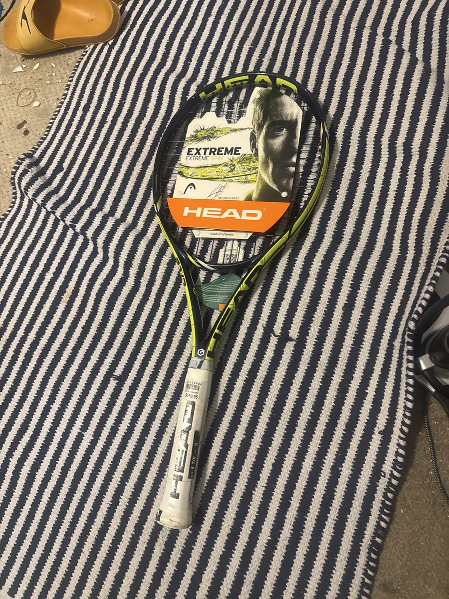 Head Extreme Lite tennis racket