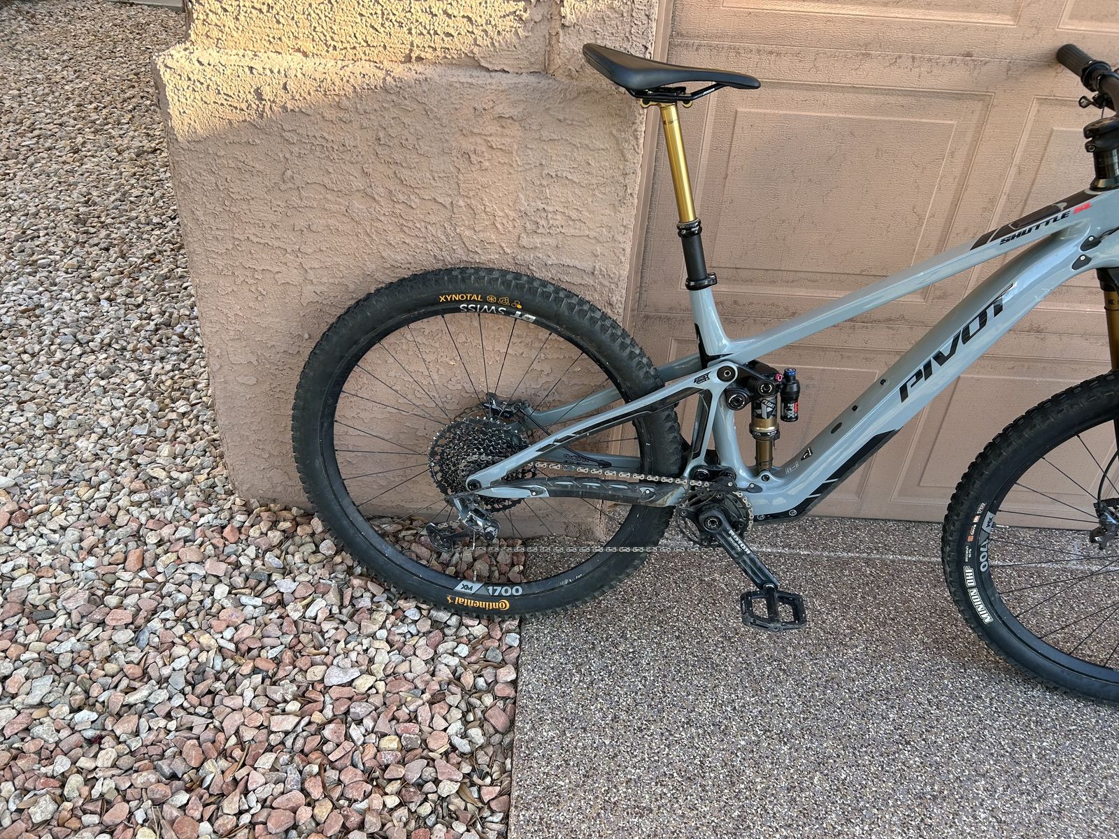 PIVOT SL SUB 40LB LARGE EMTB
