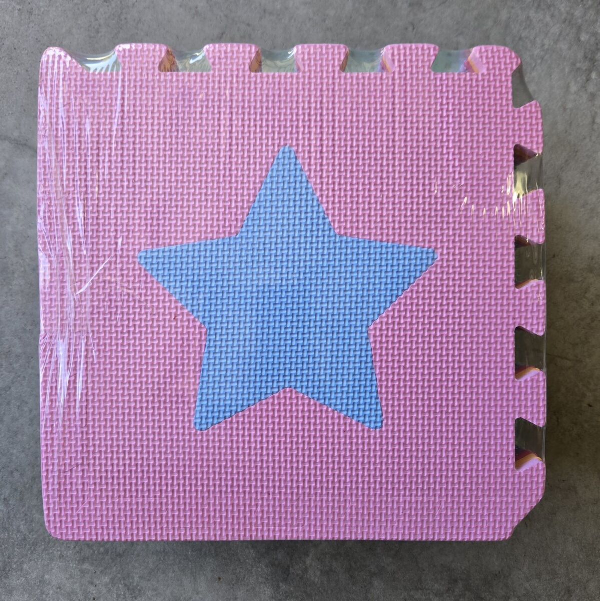 18 Square Locking Floor Pads