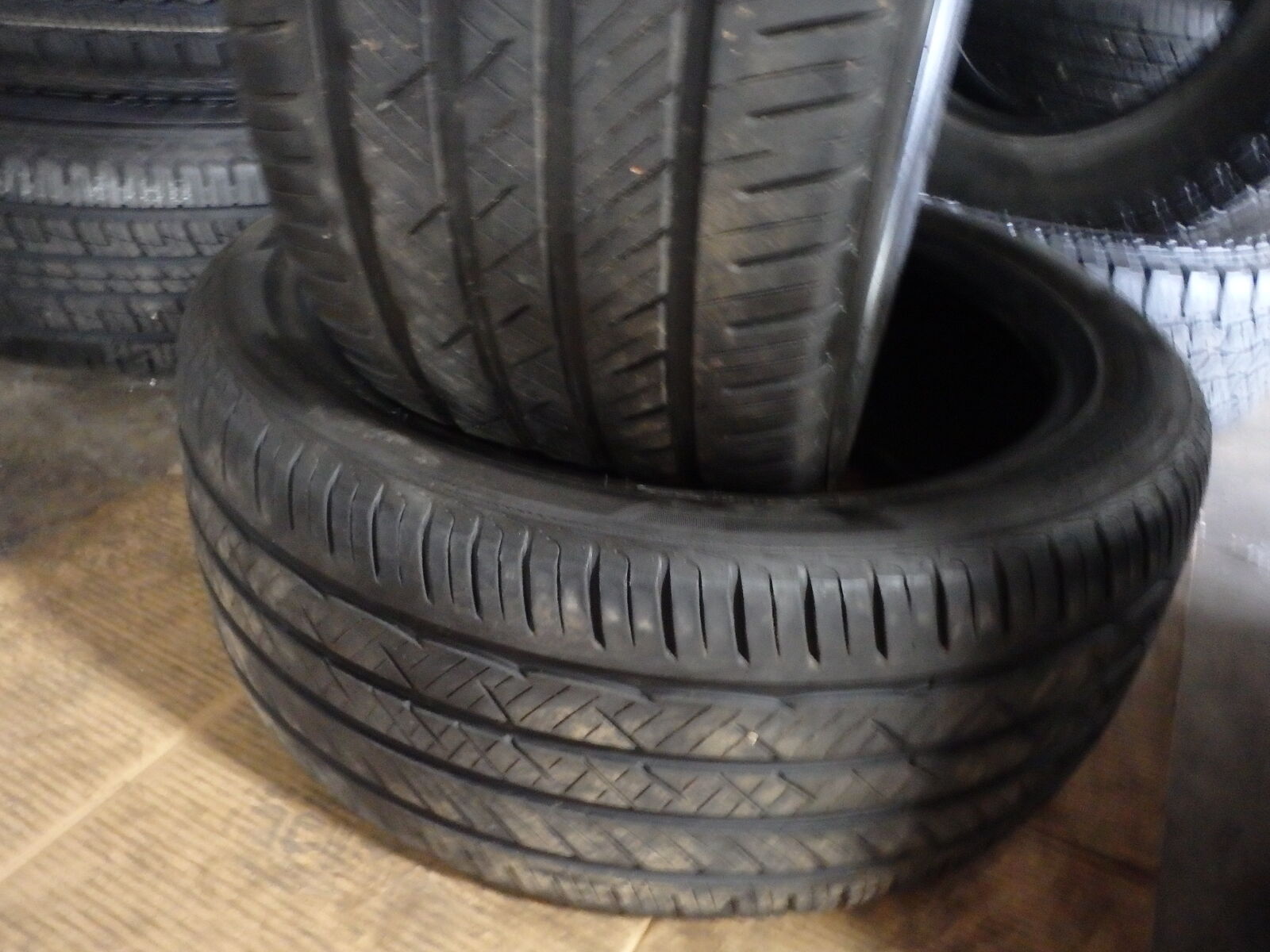 275/40R20 LAUFENN SFIT A/S PAIR OF TWO USED TIRES