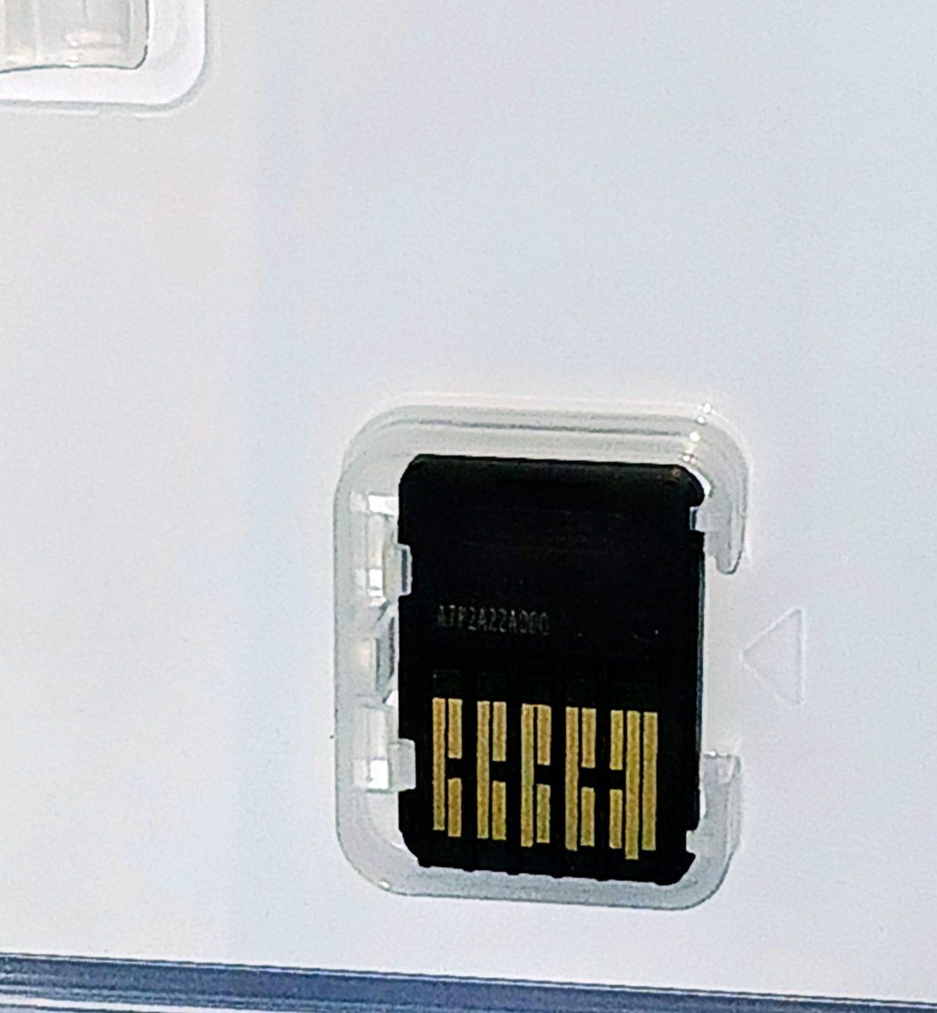 Main image 6