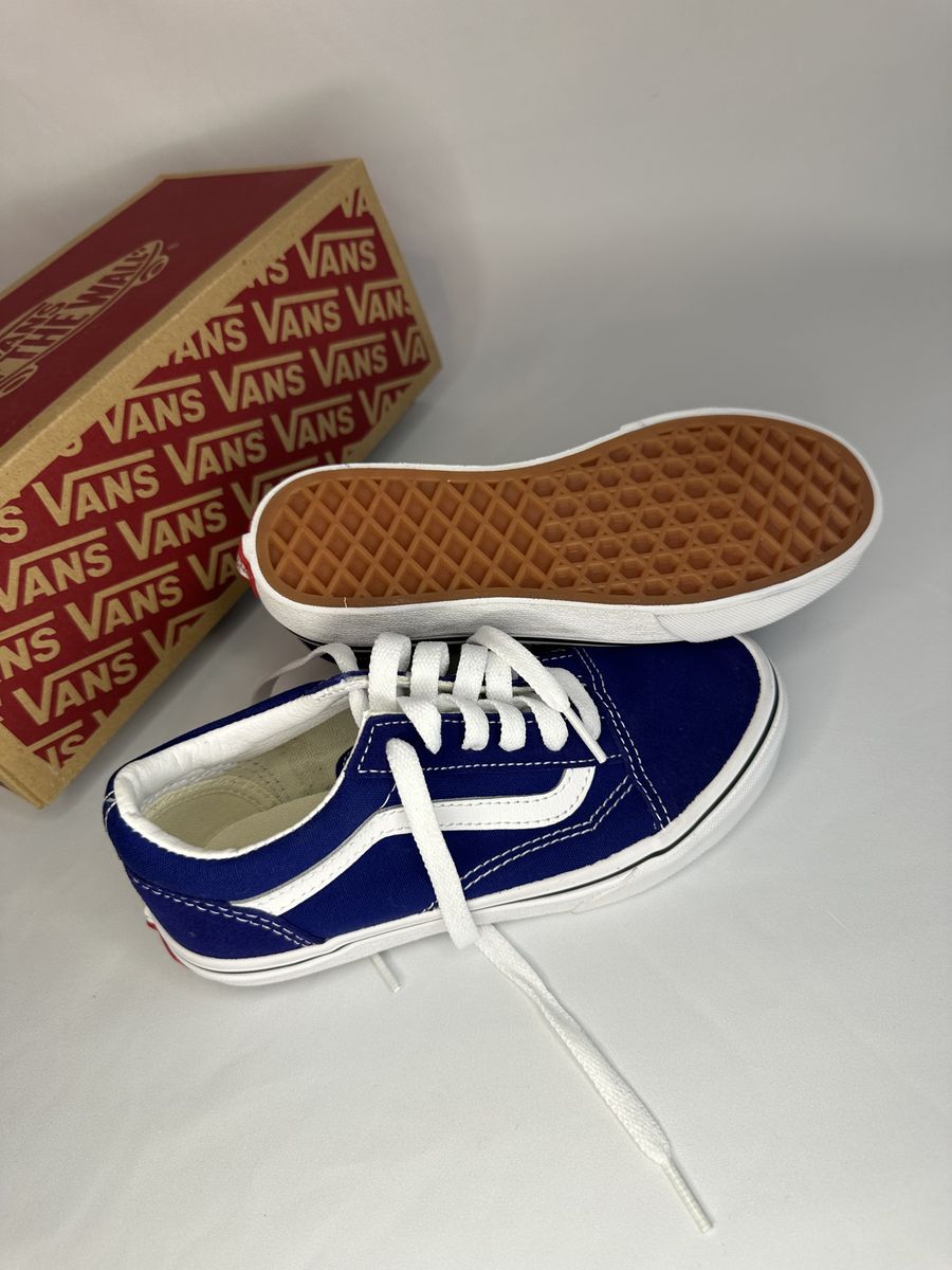 Youth Old Skool Vans - never worn- Youth size 1