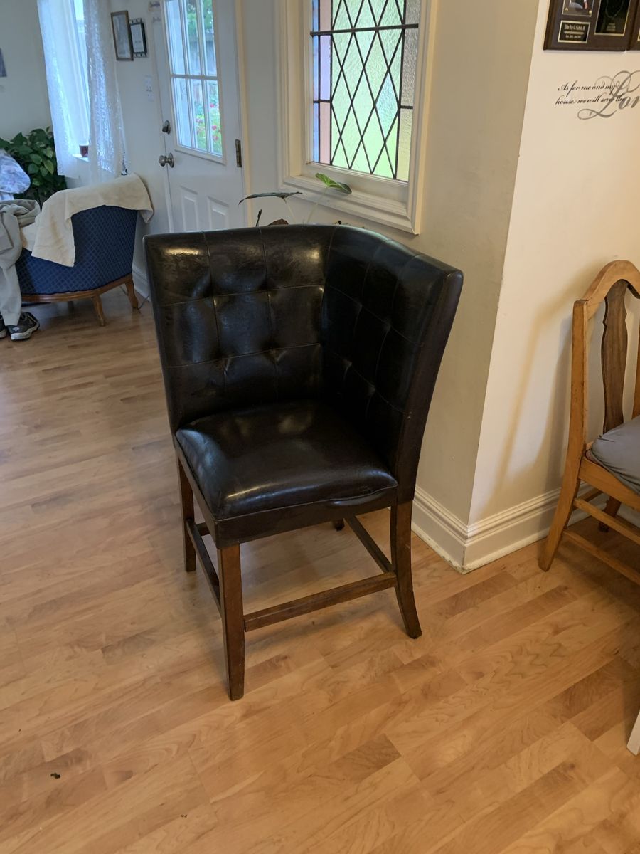 black corner chair