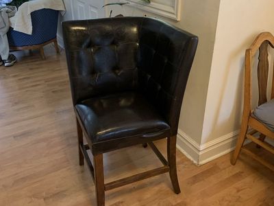 black corner chair
