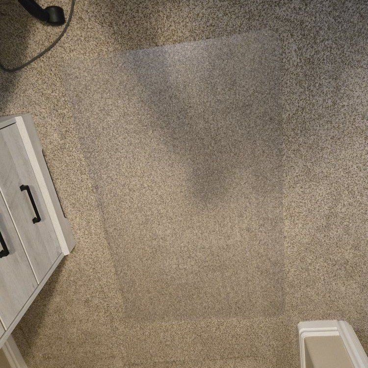 Slip resistant office chair mat