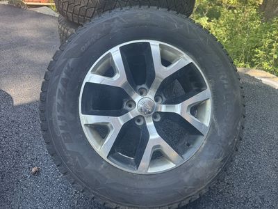 Jeep Cherokee 17-inch Alloy Rims & Winter Tires - 245/65R-17 Bridgestone Blizzaks