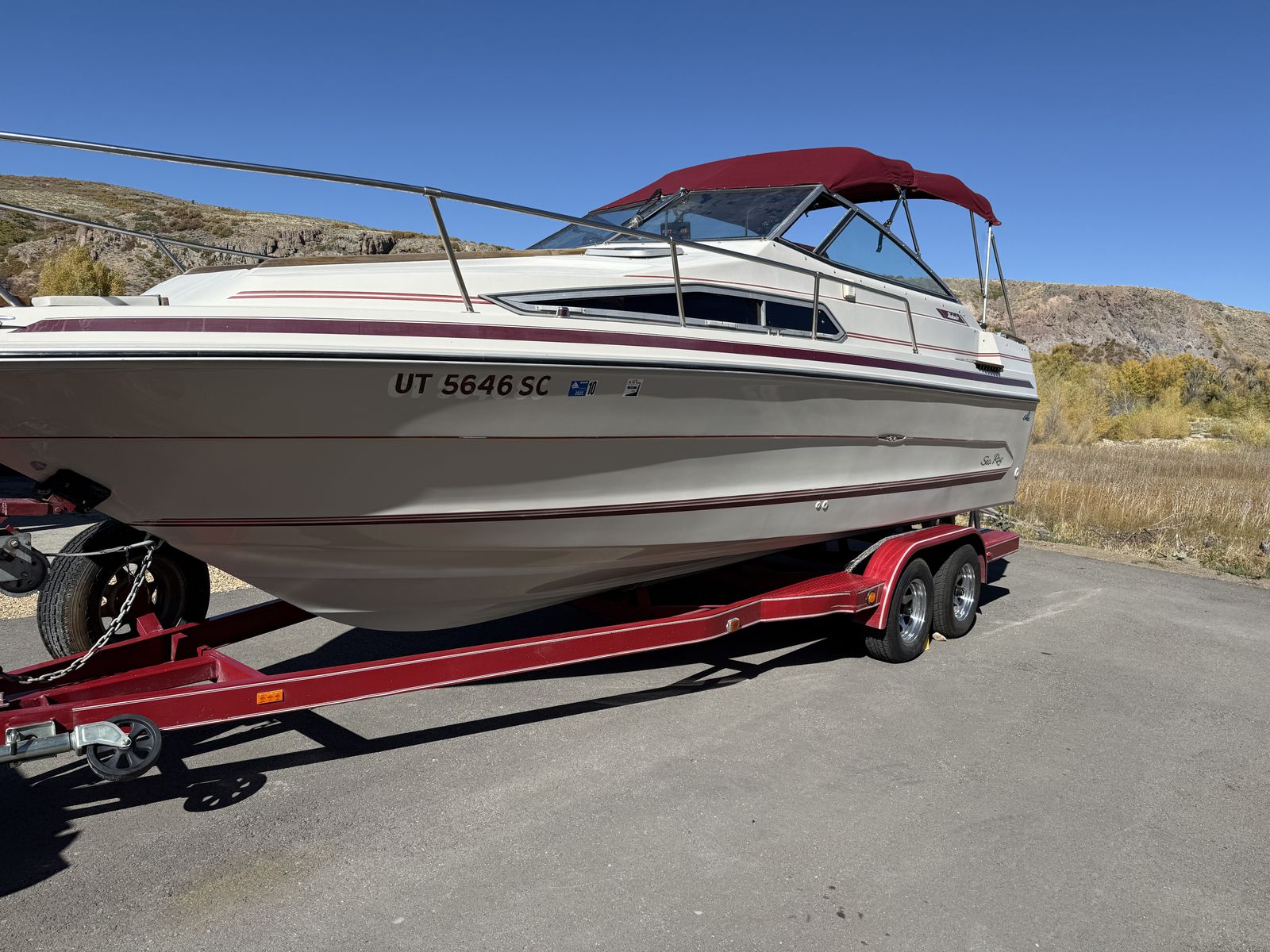 Sea Ray boat