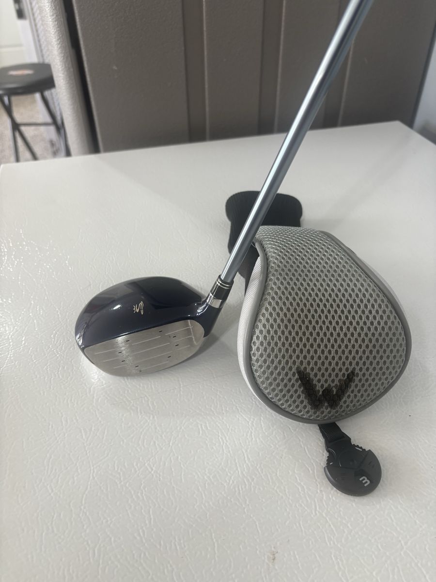 Ladies Cobra 3 wood with new grip and cover