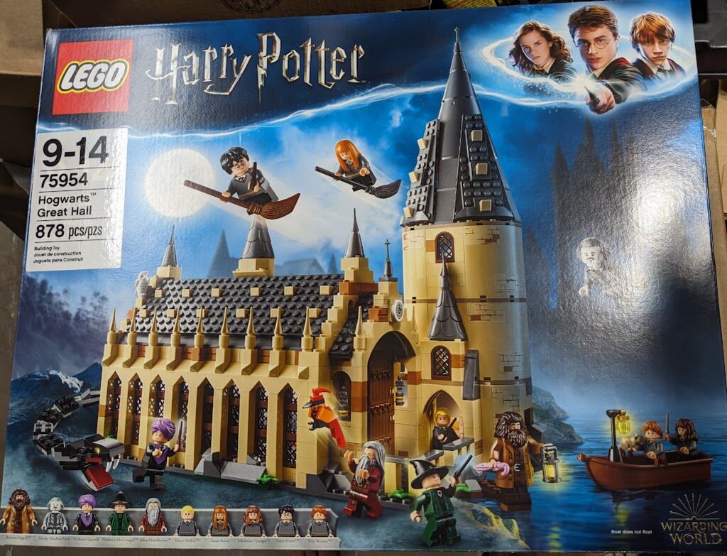 New/Sealed Lego Harry Potter Hogwarts Great Hall 75954
