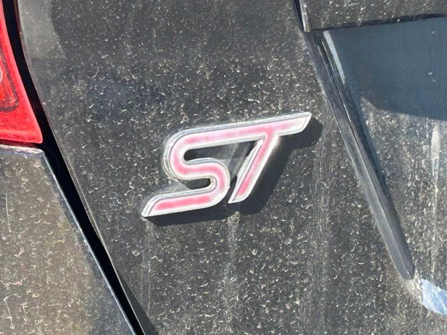 Main image 6